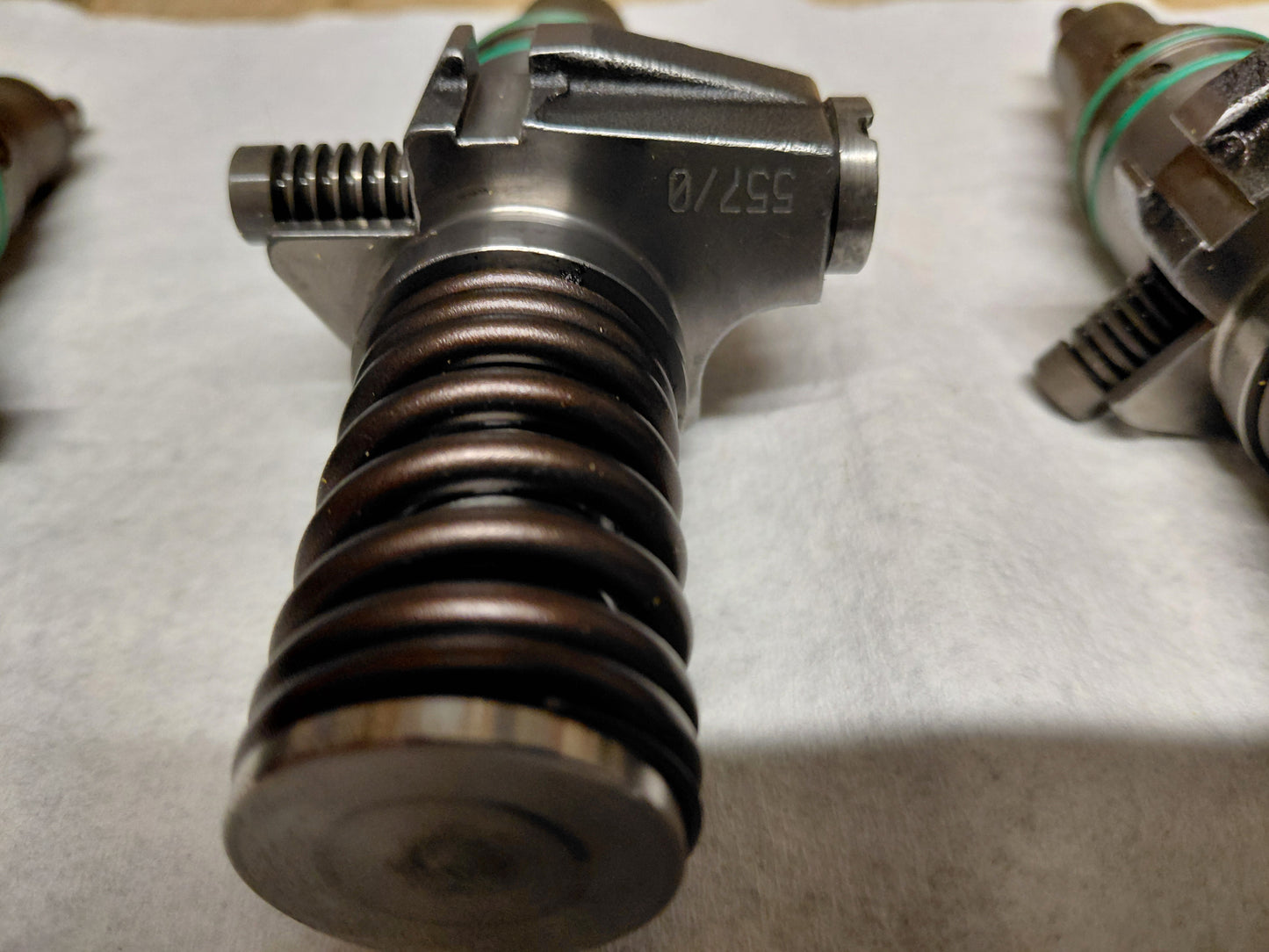 Steyr Diesel Marine 6 Einpritzdüsen 2176557/0 Z002030-7 Typ 557/0