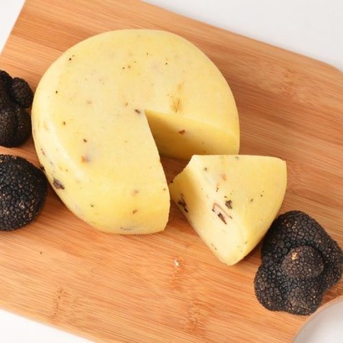 Gold Line Allgäu truffle cheese – cow cheese with black truffles approx. 250g